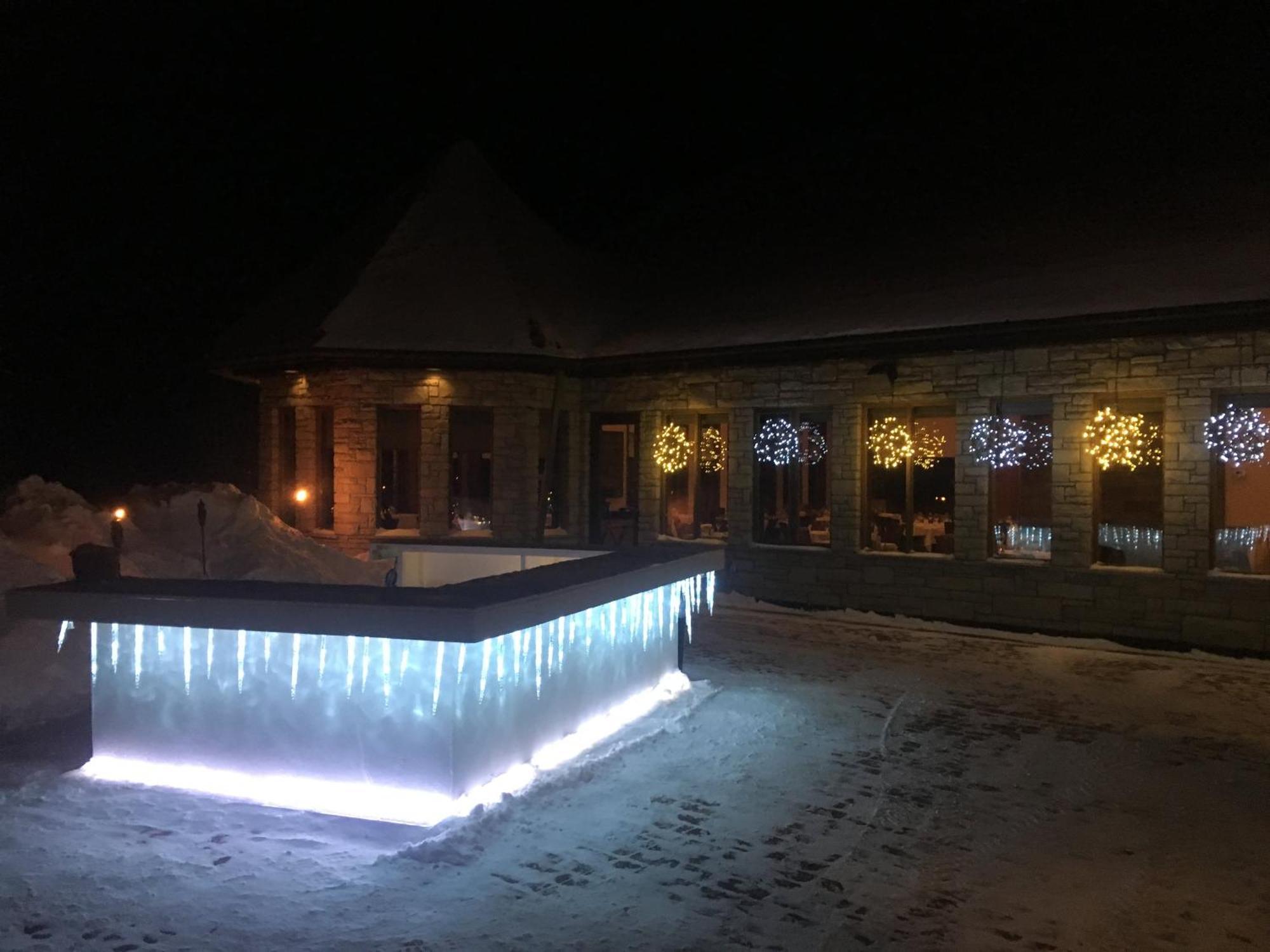 Hôtel et centre de villégiature du lac Carling Grenville-Sur-La-Rouge Exterior foto